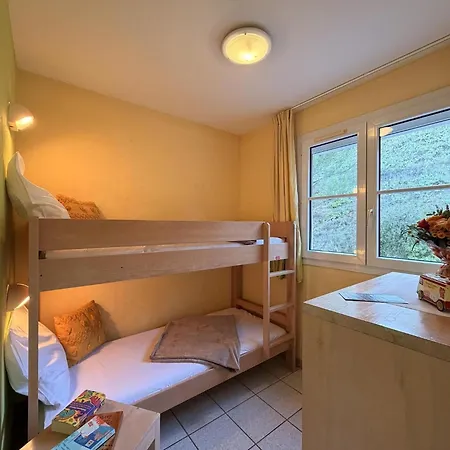 Spacious Duplex Escape In *